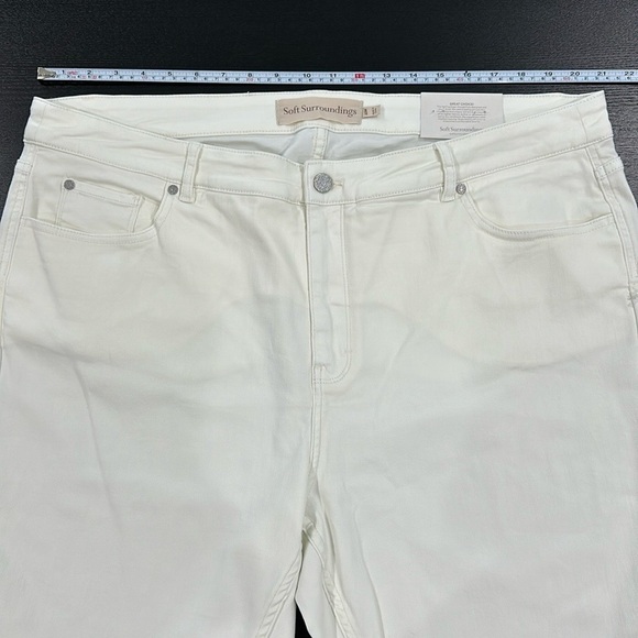 Soft Surroundings Ultimate Denim Straight Leg Jeans in Pearl Ivory Color - 22W - Picture 6 of 10